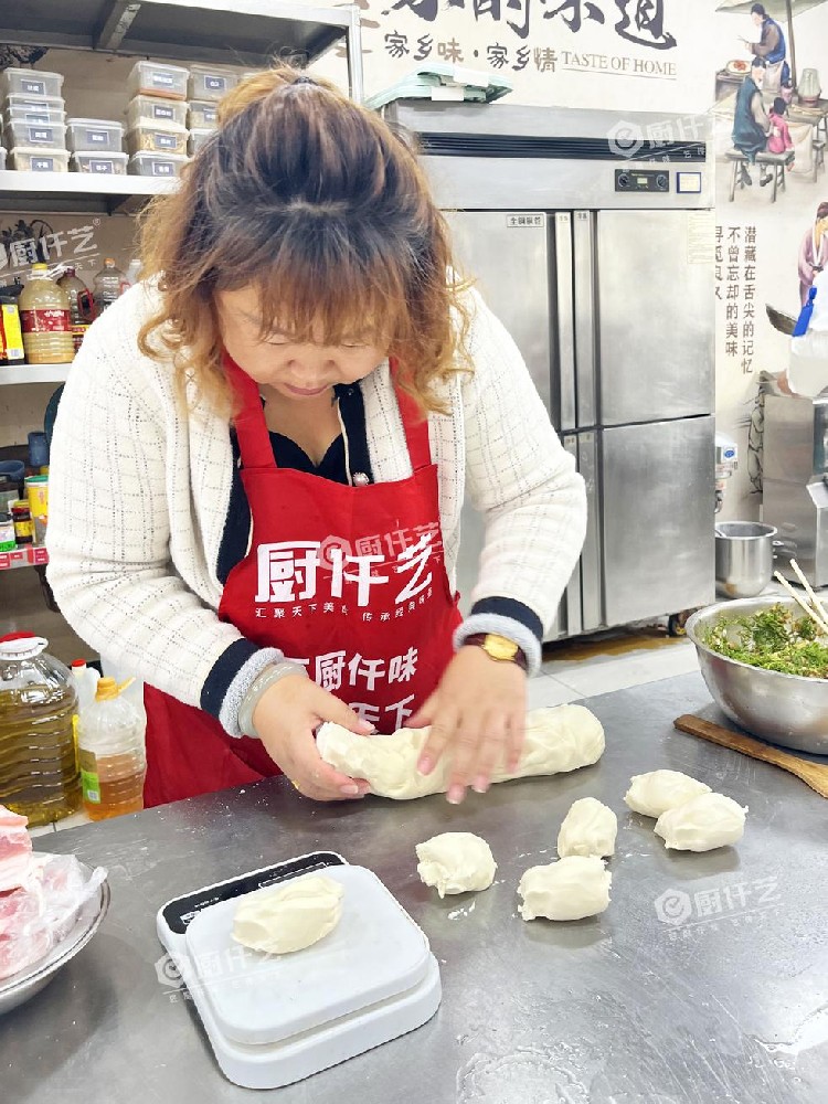 包子的面怎么发才松软?厨仟艺总结五个关键点,做对了蓬松暄软不塌陷