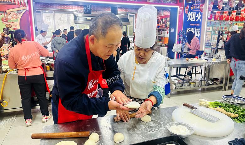 学肉夹馍学费多少钱?厨仟艺:不同价位到底差在哪