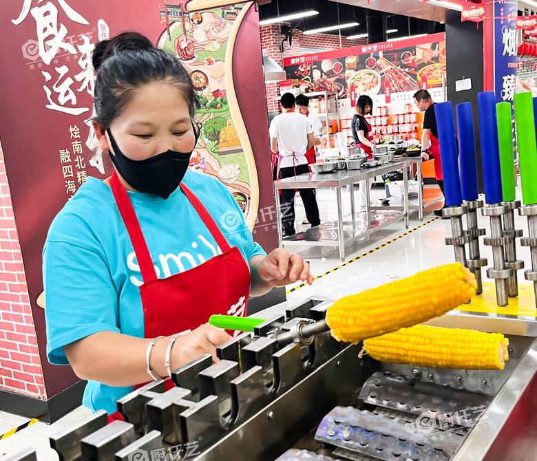 鲜烤玉米技术哪里学？厨仟艺分享详细教程，深耕餐饮18年，一看就会！