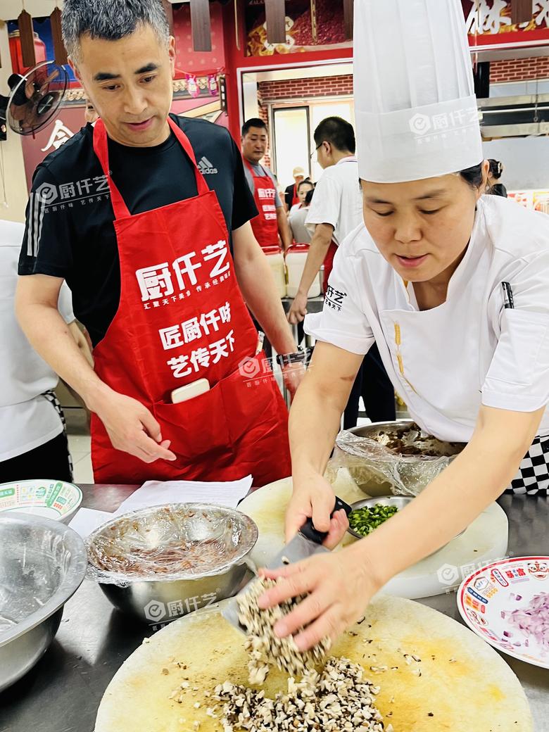 拇指生煎包